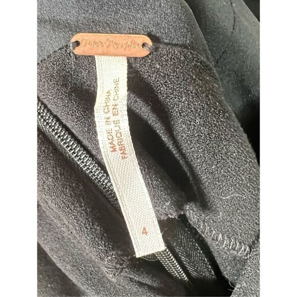 Free People Women's Plunging Neckline Troublemaker Romper Black Size 4 NWOT - Picture 6 of 8